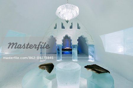 Arctic Circle, Lapland, Scandinavia, Sweden, Kiruna, Ice Hotel (Jukkasjarvi) bedroom