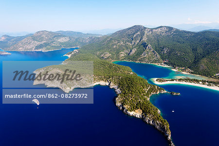 Turkey, Mediterranean, Aegean Turquoise coast, Oludeniz near Fethiye, Blue Lagoon & Belcekiz beach
