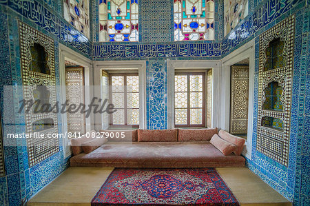 Summerhouse interior at Topkapi Palace, UNESCO World Heritage Site, Istanbul, Turkey, Europe