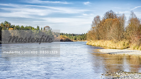 An image of the river isar in autumn