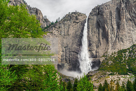 Upper and Lower Yosemite fall in Yosemite Nationa Park