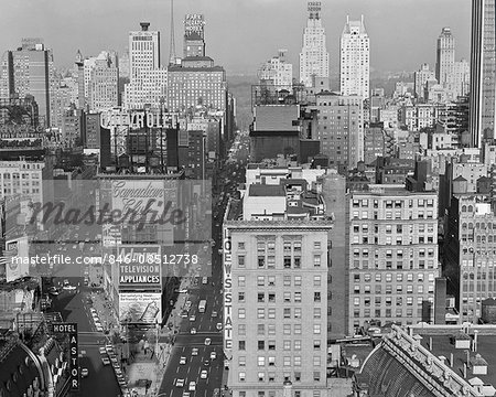 1950s NEW YORK CITY TIMES SQUARE LOOKING NORTH FROM ROOF OF HOTEL CLARIDGE NYC NY USA