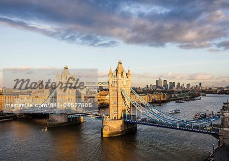 View from City Hall rooftop over London skyline, London, England, United Kingdom, Europe