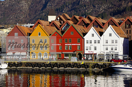 Traditional wooden Hanseatic merchants buildings of the Bryggen, UNESCO World Heritage Site, Bergen, Hordaland, Norway, Scandinavia, Europe