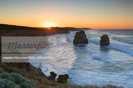 Twelve Apostles at dawn, Port Campbell National Park, Great Ocean Road, Victoria, Australia, Pacific