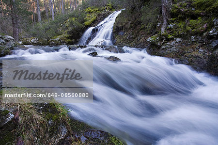 Time lapse view of rocky creek