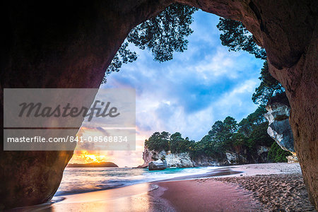 Cathedral Cove beach at sunrise, Coromandel Peninsula, North Island, New Zealand, Pacific