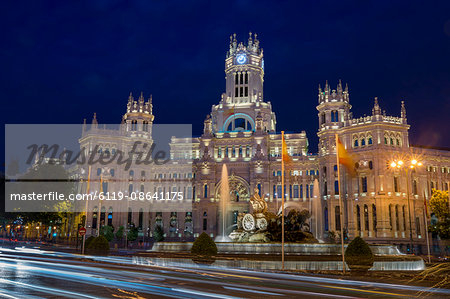 Plaza de Cibeles Palace (Palacio de Comunicaciones) at dusk, Plaza de Cibeles, Madrid, Spain, Europe