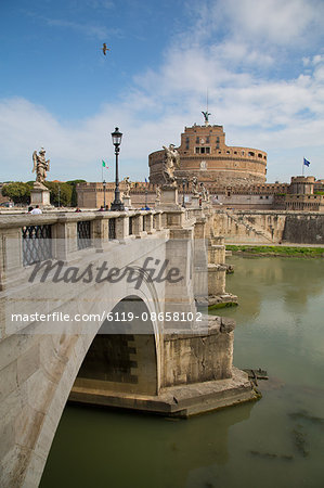 River Tiber and Castel Sant' Angelo, UNESCO World Heritage Site, Rome, Lazio, Italy, Europe