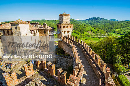 Vigoleno, Piacenza, Emiglia-Romagna, Italy. View of the castle walls from the tower.