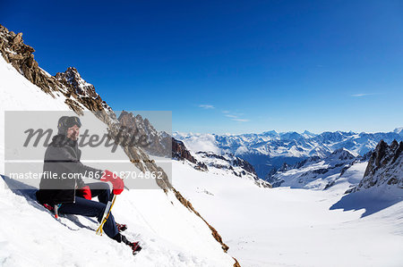 Europe, France, Haute Savoie, Rhone Alps, Chamonix, climber col de Chardonnet