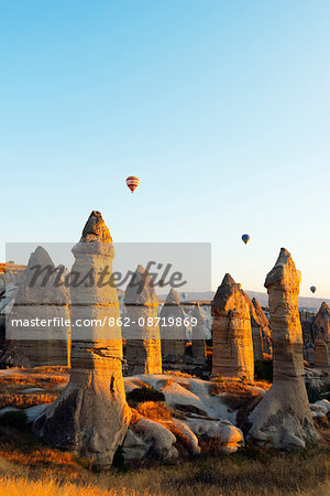 Turkey, Central Anatolia, Cappadocia, balloon flight over Goreme, Unesco World Heritage site