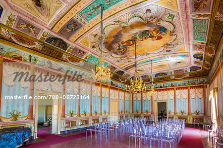 The spectacular grand hall of the Palazzo Nicolaci in Noto in the Province of Syracuse in Sicily, Italy