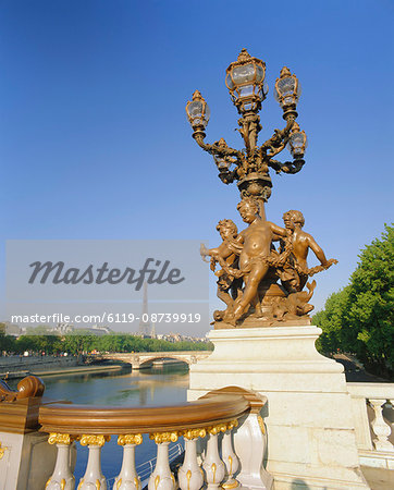 The Eiffel Tower and River Seine from the Pont Alexandre III (bridge), Paris, France, Europe