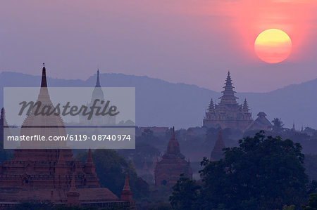 Sunset, Bagan (Pagan), Myanmar (Burma), Asia