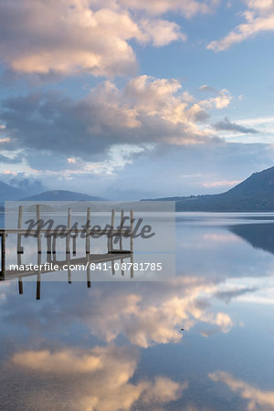 Brandlehow Bay, Borrowdale, Lake Derwent Water at daybreak, Lake District National Park, Cumbria, England, United Kingdom, Europe Brandlehow Bay, Borrowdale, Lake Derwent Water at daybreak, Lake District National Park, Cumbria, England, United Kingdom, Europe