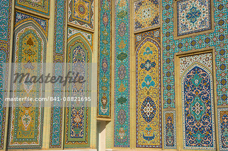 Tiling on facade, Aramgah-e Shah-e Cheragh (Mausoleum of the King of Light), Shiraz, Iran, Middle East