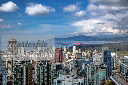 Vew from Vancouver  Downtown on Vancouver Harbor, the Coastal Mountains in the background.