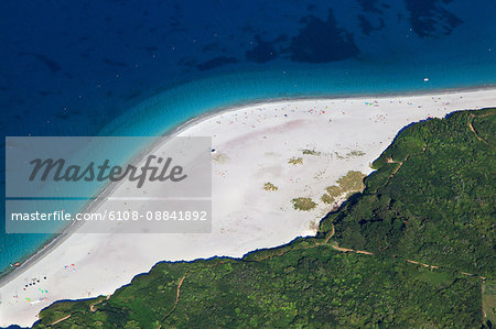 France, Brittany, Morbihan. Groix island. Les Grands Sables, one of Europe's rare convex beach.