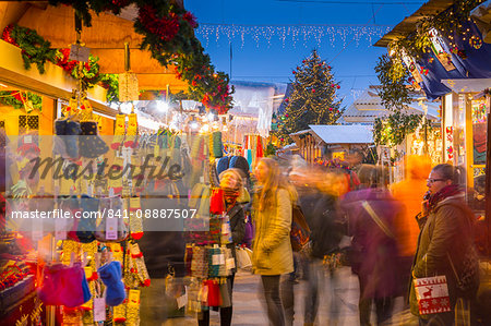 Christmas Market on Waisenhausplatz, Bern, Jungfrau region, Bernese Oberland, Swiss Alps, Switzerland, Europe