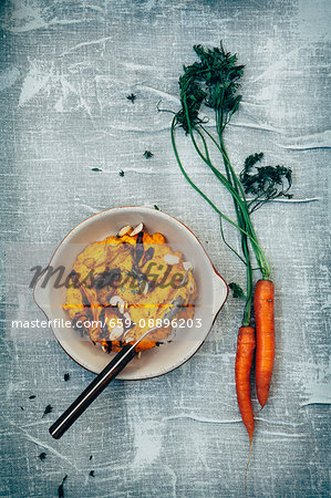 Pumpkin and carrot puree, carrot chips, roasted almonds, carrots, fresh thyme Pumpkin and carrot puree, carrot chips, roasted almonds, carrots, fresh thyme