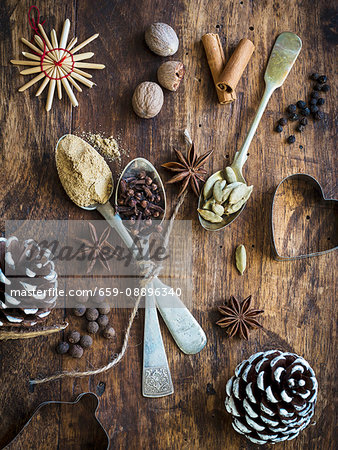 Spices for makking gingerspice mix ona wooden background Spices for makking gingerspice mix ona wooden background