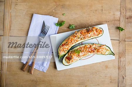 Stuffed courgettes