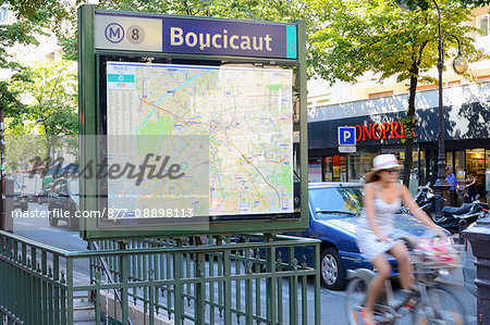 France, Paris 15th district, Boucicaut metro station
