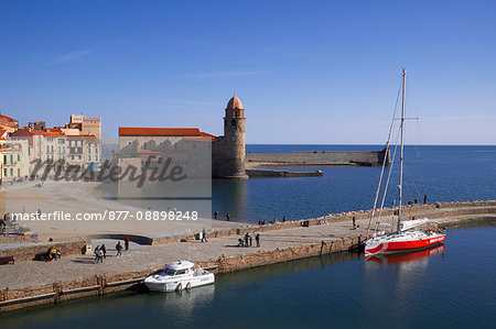 France, Southern France, Pyrenees Orientales, Collioure, the village and Notre Dame des Anges church