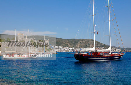 Turkey, province of Mugla, Bodrum, port and Saint Pierre castle