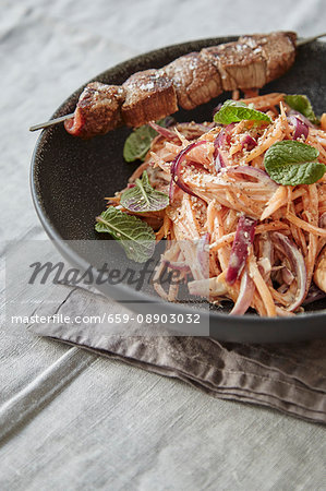 Carrot salad with a coffee-marinated kebab (India)