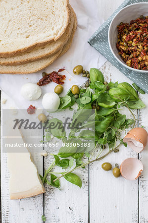 Ingredients for mozzarella in carozza (Italian fried mozzarella sandwich)