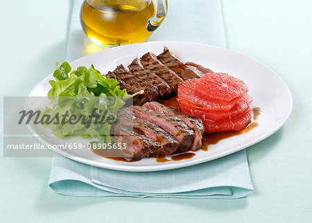 Grilled entrecôte with grapefruit Grilled entrecôte with grapefruit