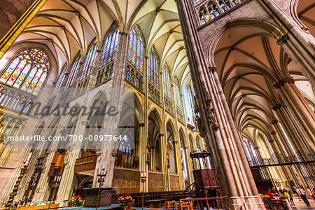 Views of the alter and vaulted ceilings inside the Cologne Cathedral, Cologne (Koln), Germany