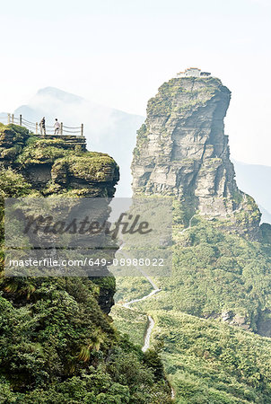 Tourists at Mount Fanjing rock formation, Jiangkou, Guizhou, China
