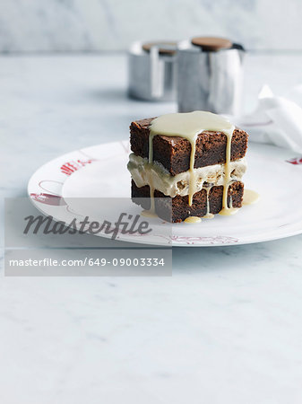 Plate of brownie with frosting