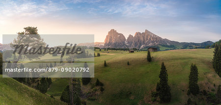 Alpe di Siusi/Seiser Alm, Dolomites, South Tyrol, Italy. Sunrise on the Alpe di Siusi