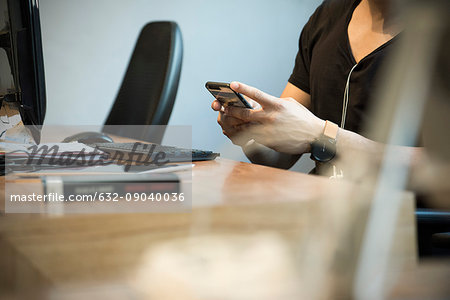 Man using smart phone