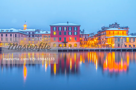 Sarnico at dusk after a snowfall, Sarnico, Iseo Lake, Bergamo province, Lombardy district, Italy