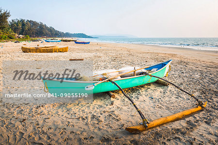 Fishing boat, Talpona Beach, South Goa, India, Asia