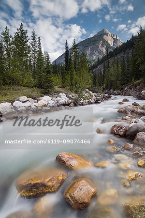 Rampart Creek in Banff National Park, UNESCO World Heritage Site, Alberta, Rocky Mountains, Canada, North America