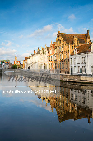 Houses reflected in the Langerei canal, Bruges, West Flanders province, Flemish region, Belgium, Europe