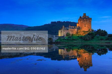 Eilean Donan Castle, Highlands, Scotland, United Kingdom, Europe