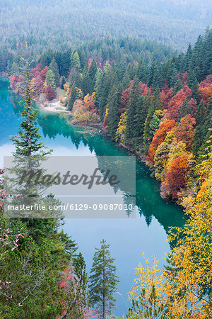 Lake Tovel in the autumn Europe, Italy, Trentino Alto Adige, Non valley, Ville d'Anaunia, Tuenno