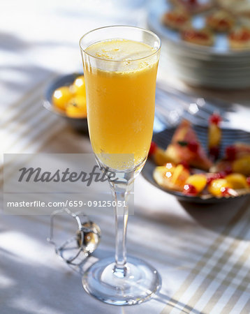 Mimosa (a champagne cocktail)