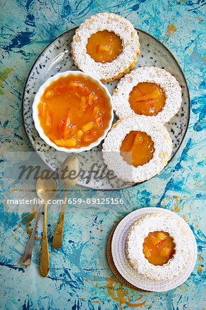 Orange marmalade biscuits with icing sugar