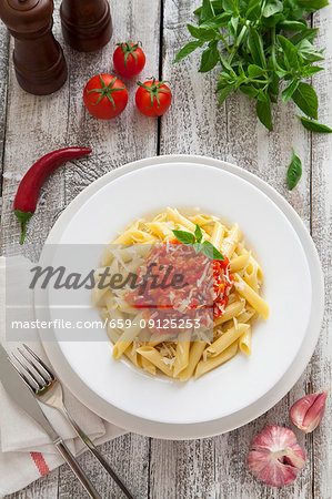 Penne with chili tomato sauce Penne with chili tomato sauce
