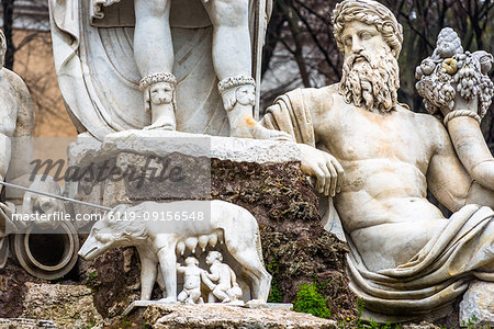 Detail of the Fountain of the Roman Goddess in the Piazza del Popolo, Rome, Lazio, Italy, Europe