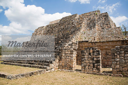 Mayan Ruins, Structure of the Canul Group, Oxkintok Archaeological Zone, 300 to 1050 AD, Yucatan, Mexico, North America Mayan Ruins, Structure of the Canul Group, Oxkintok Archaeological Zone, 300 to 1050 AD, Yucatan, Mexico, North America