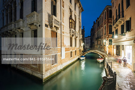 Canal at night, San Marco, Venice, UNESCO World Heritage Site, Veneto Province, Italy, Europe